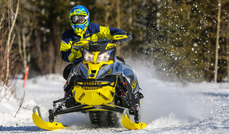 How to Plan a Safe Weekend Snowmobile Trip in Northern Michigan