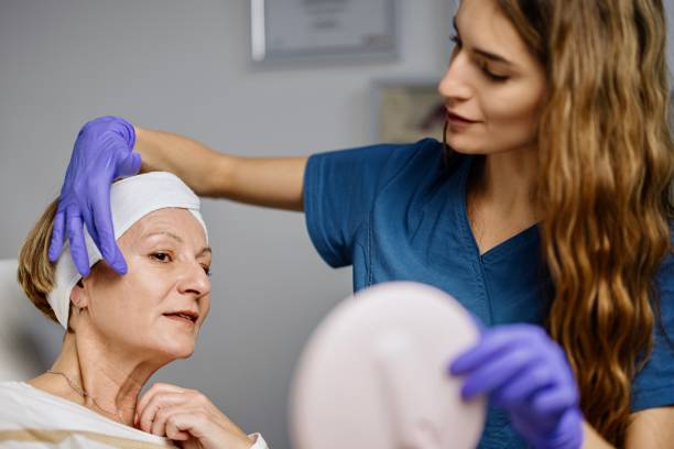 Non-Invasive vs. Surgical: Comparing Cosmetic Surgery Options Wisely